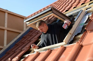 Pose de fenêtres de toit Velux à Brégnier-Cordon